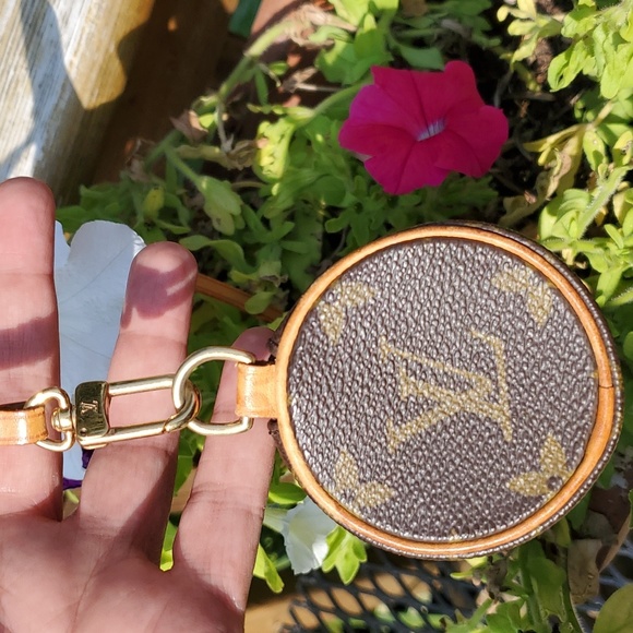 LOUIS VUITTON MONO MINI PAPILLON - Picture 7 of 15